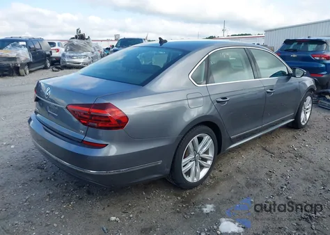 2017 Volkswagen Passat 1.8T Se из США, поврежденный, VIN 1VWGT7A32HC061204